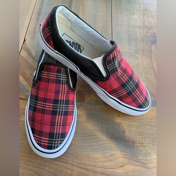 Vans Shoes - Rare! Women’s 8.5, Vans, Red Plaid Shoes (Retail $75)